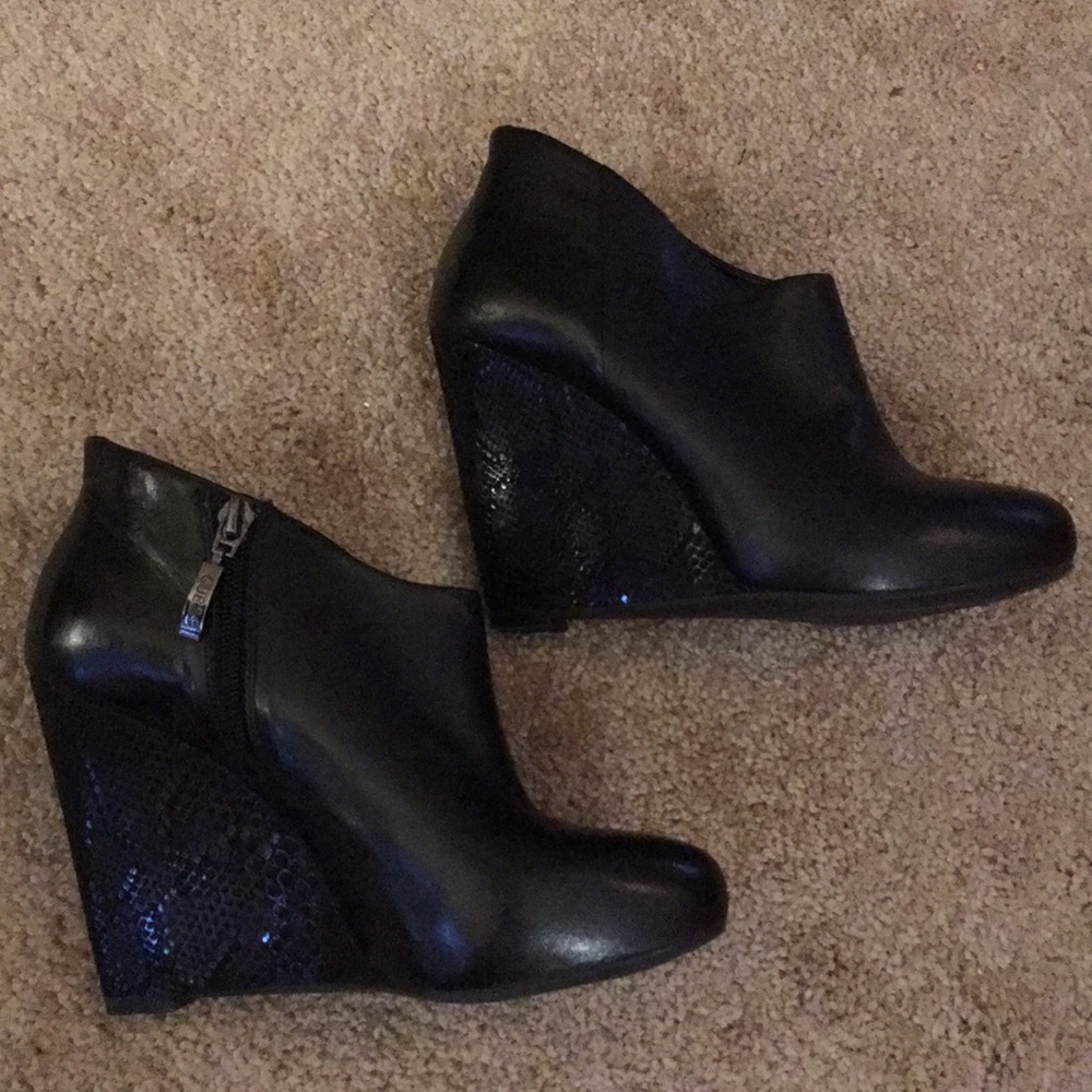Black Leather GUESS Wedge Heel Shootie / Bootie